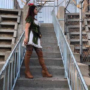 Meet your Posher, Janeth